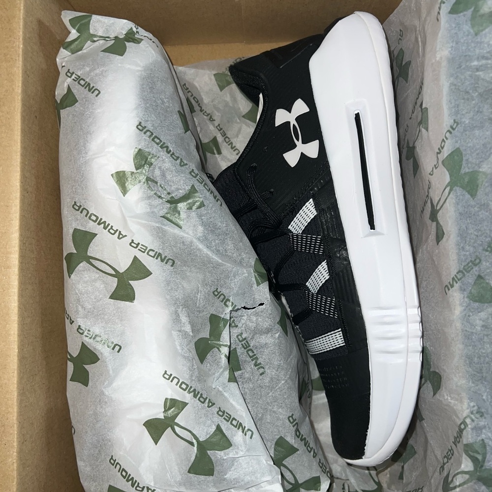 brand new under armour black volleyball shoes